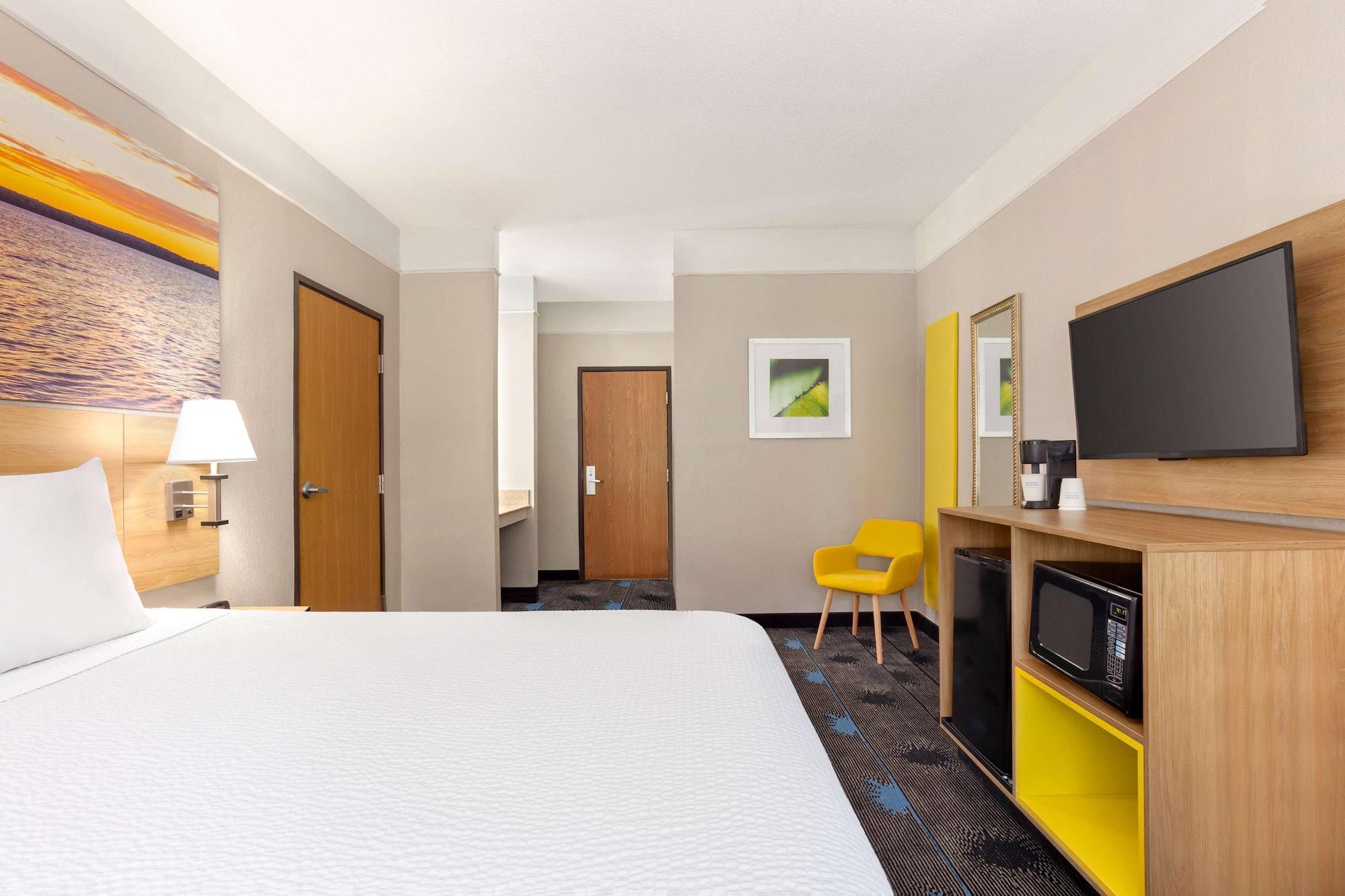 Days Inn By Wyndham Kansas City International Airport Exterior foto